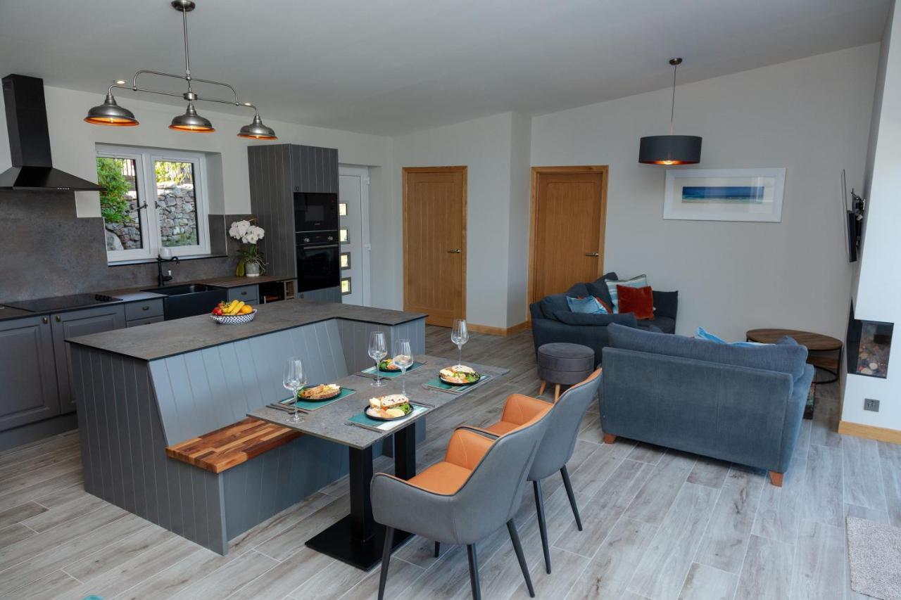 Birches Lodge With Hot Tub Dundonnell Екстер'єр фото