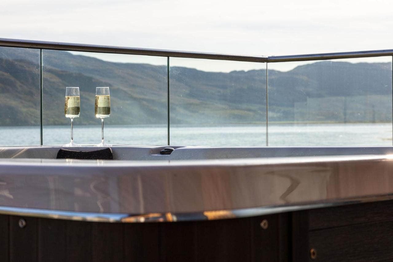 Birches Lodge With Hot Tub Dundonnell Екстер'єр фото