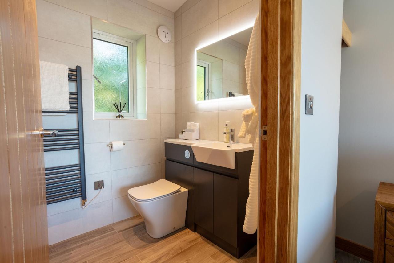 Birches Lodge With Hot Tub Dundonnell Екстер'єр фото